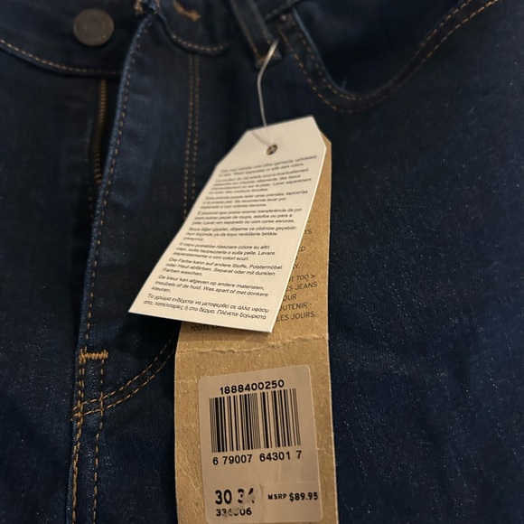 Levi’s Jeans - Picture 6 of 6